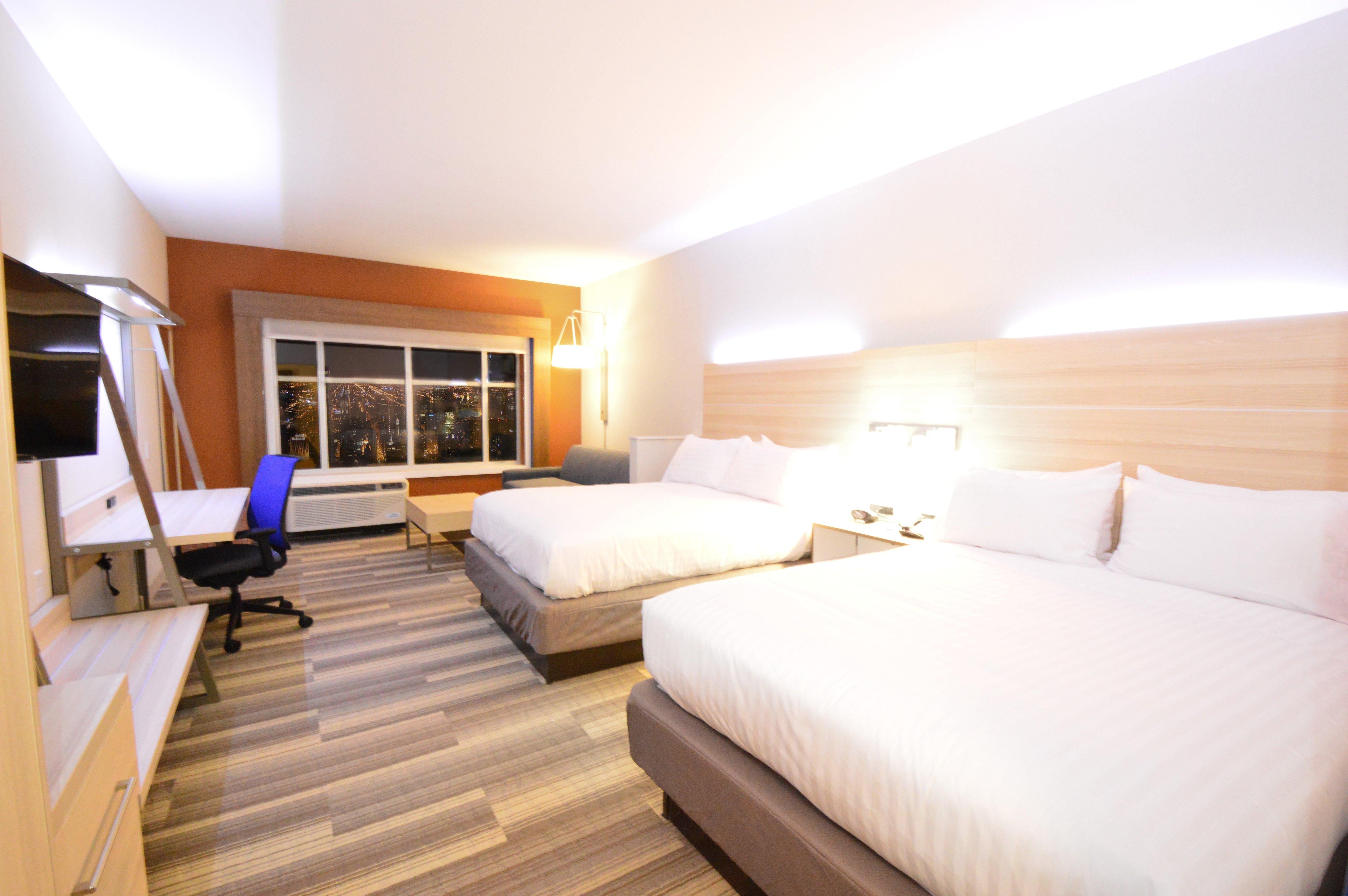 Holiday Inn Express & Suites Toledo West By Ihg Exterior photo